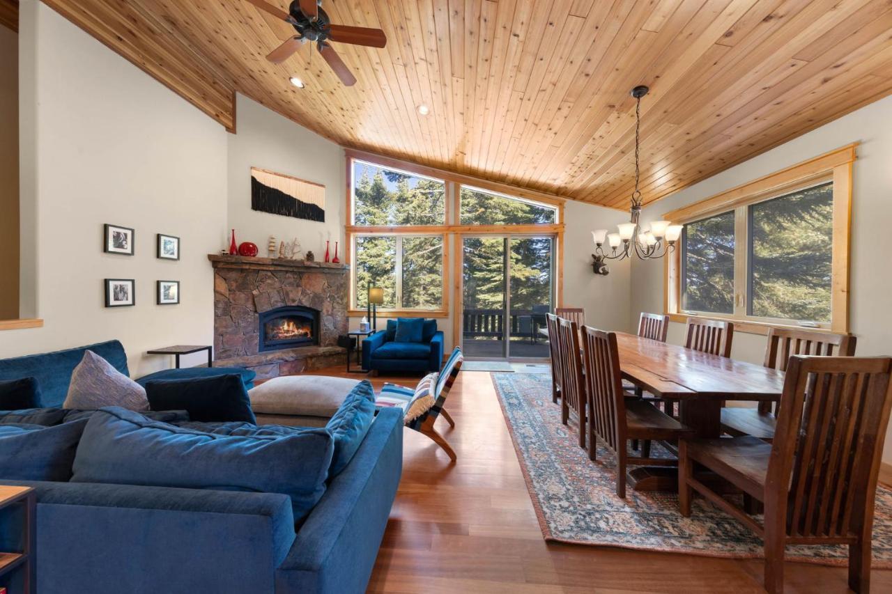 Skislope Manor - Spacious Tahoe Donner 4 Bedroom With Gorgeous Home Theater And Hot Tub Truckee Zewnętrze zdjęcie