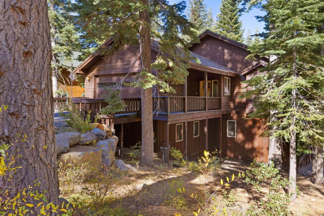 Skislope Manor - Spacious Tahoe Donner 4 Bedroom With Gorgeous Home Theater And Hot Tub Truckee Zewnętrze zdjęcie